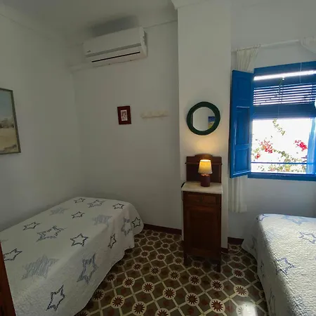 Casa La Rana Charming Townhouse Near The Дом отдыха Альтеа