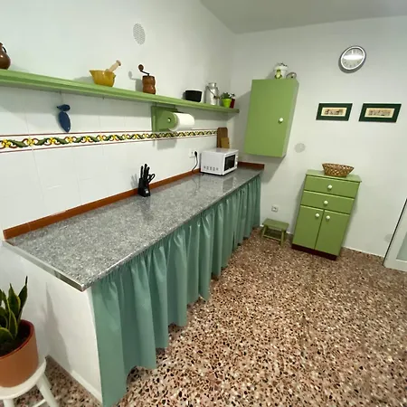 Дом отдыха Casa La Rana Charming Townhouse Near The *